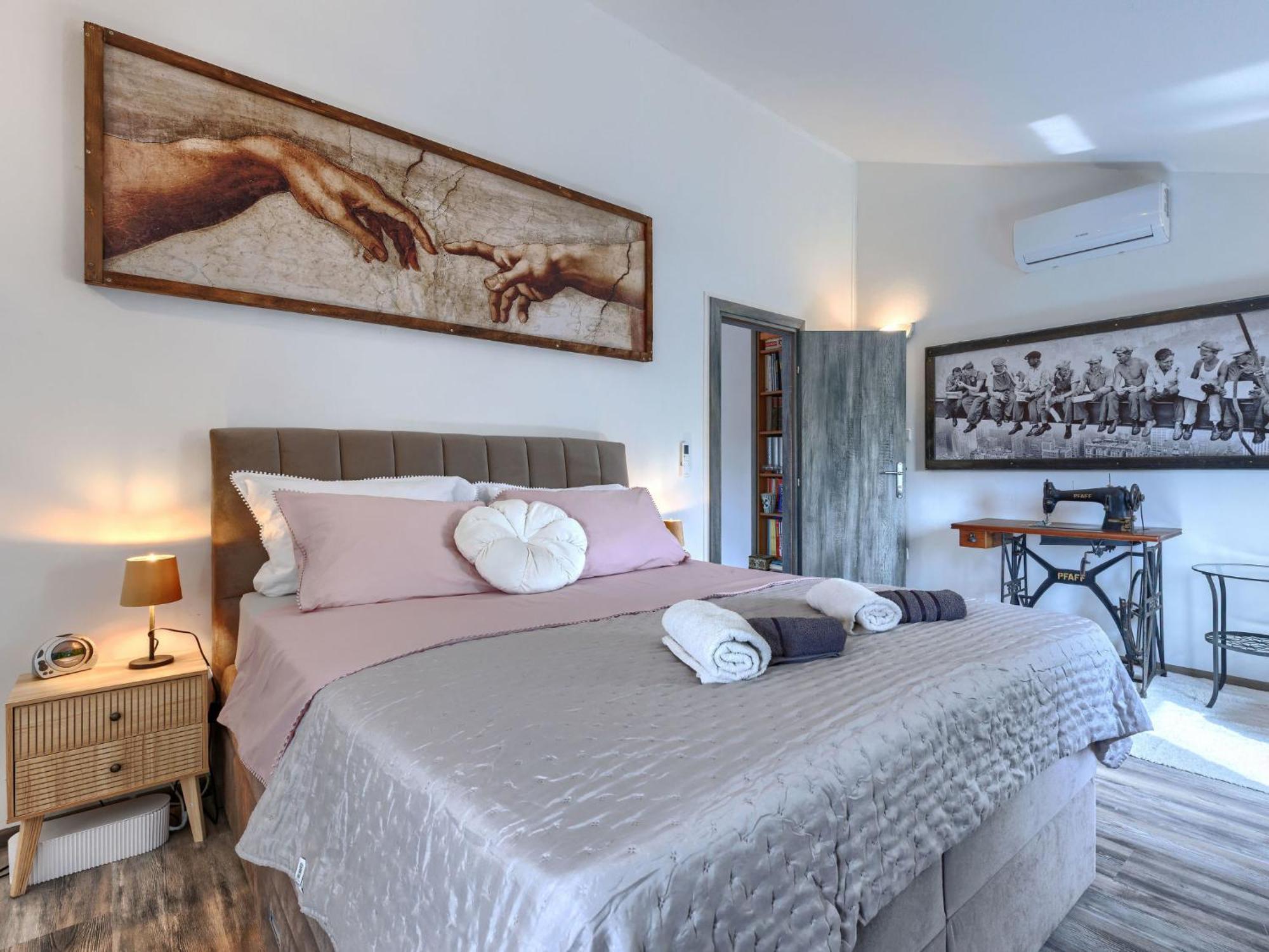 Acquila By Interhome *